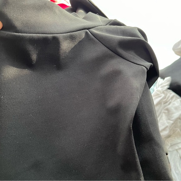 Black fitted dress - size small - Picture 9 of 9